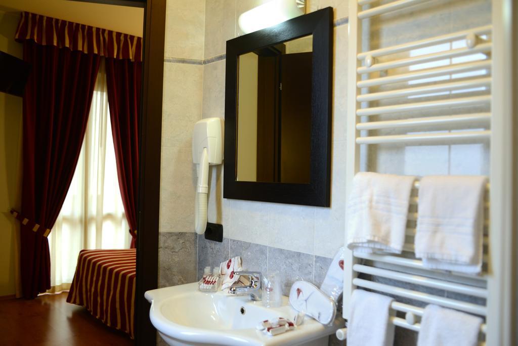 Hotel Iacone Chieti Eksteriør bilde