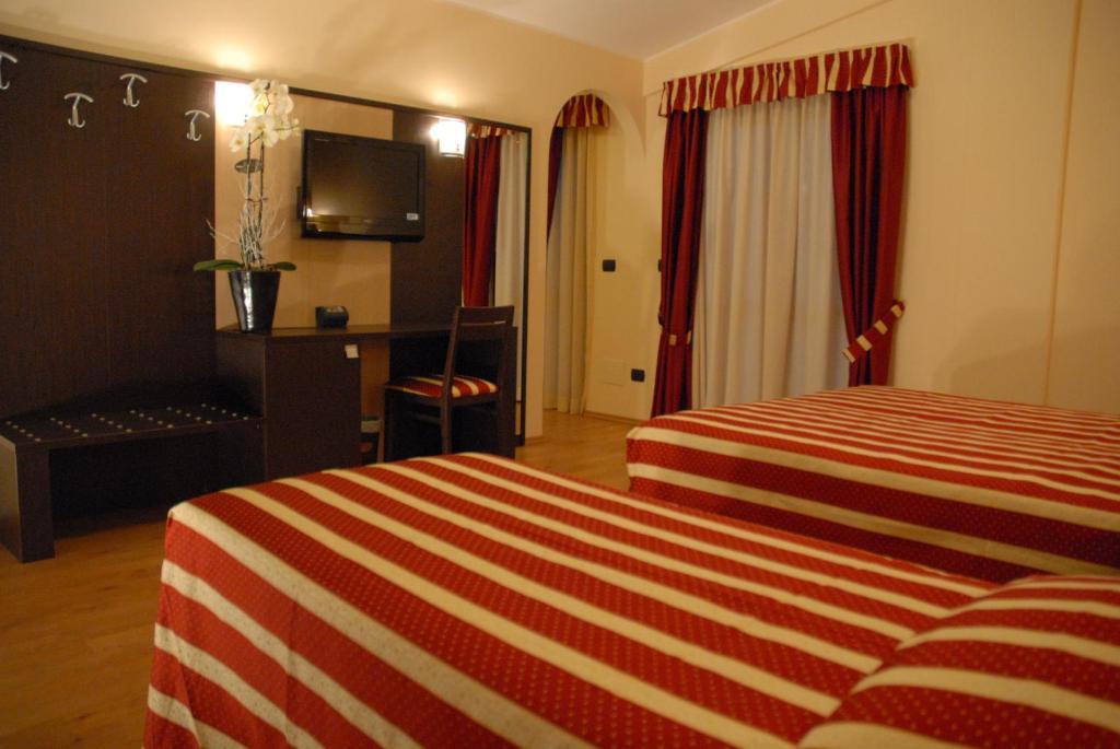 Hotel Iacone Chieti Eksteriør bilde